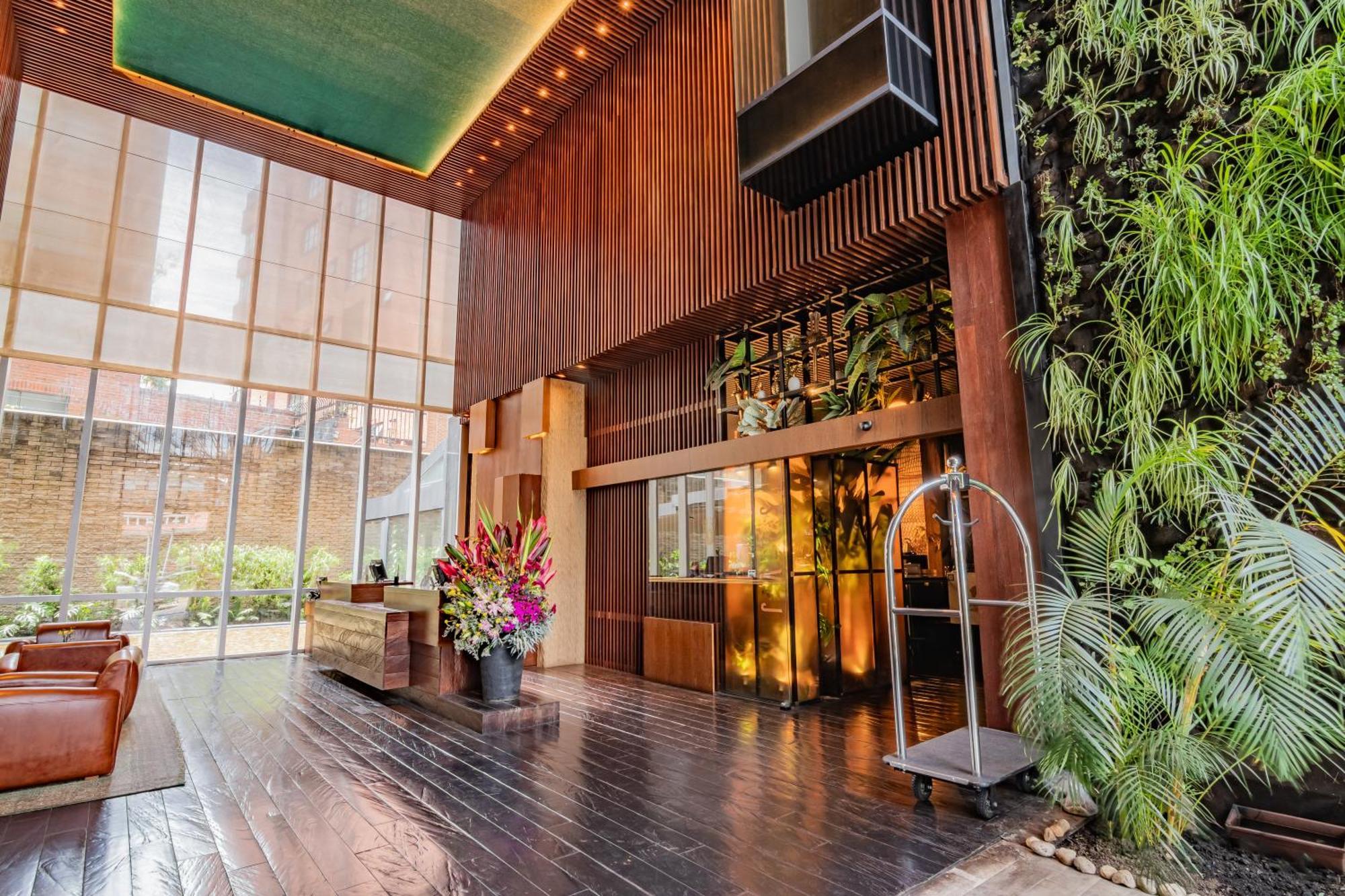 Ghl Bioxury Hotel Bogotá Exterior foto Lobby