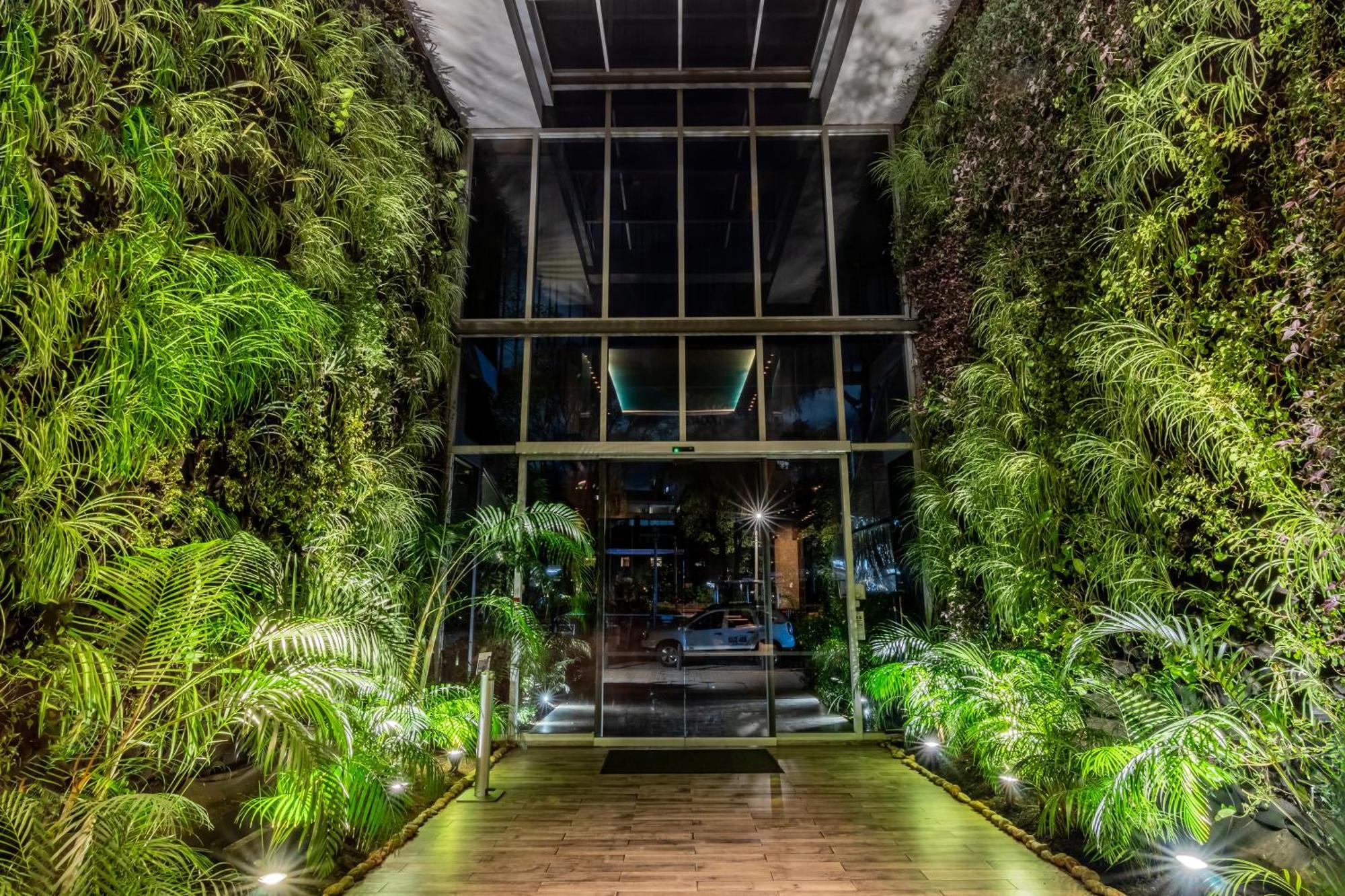Ghl Bioxury Hotel Bogotá Exterior foto Entrance to the hotel